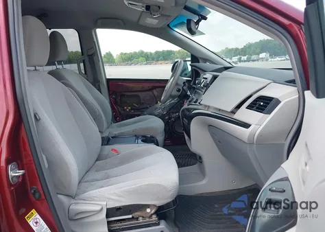 2011 Toyota Sienna Le V6 z USA, uszkodzony, nr VIN 5TDKK3DC3BS140844